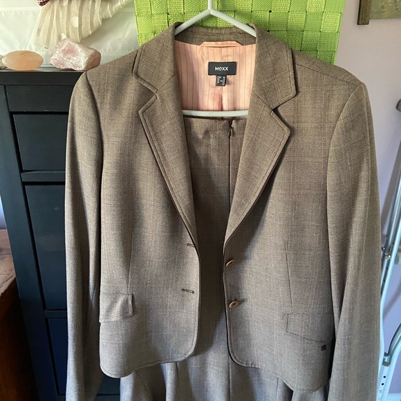 Mexx 3 piece ladies suit - Picture 1 of 8
